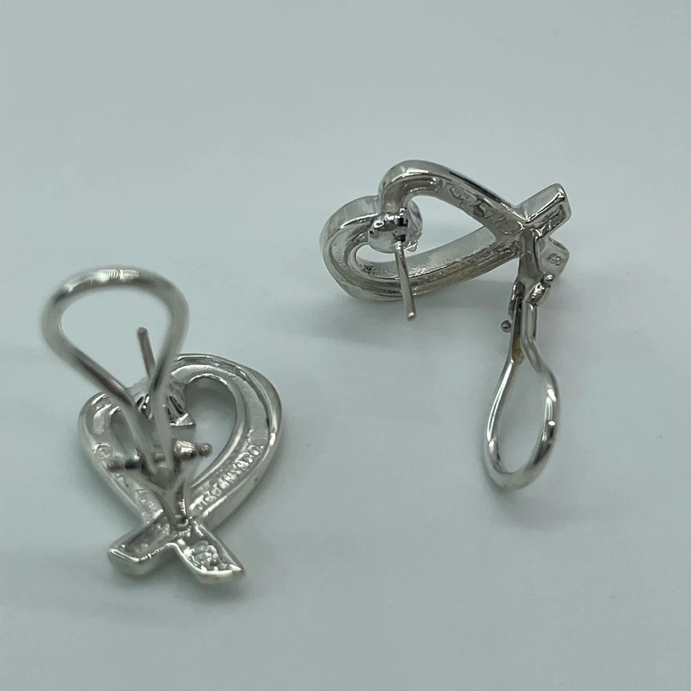 Tiffany & Co. Vintage Large Paloma Picasso Loving Heart Earrings - Picture 12 of 16
